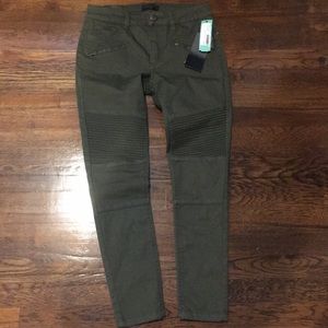 Tinsel olive moto detail skinny pants